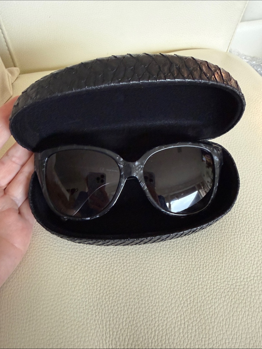 Alexander McQueen Black Oversized Sunglasses with hard Case